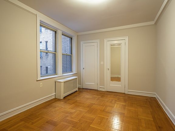3rd image of 698 W End Ave #7A