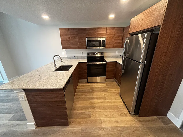 4424 S Texas Ave #108 — Photo 4
