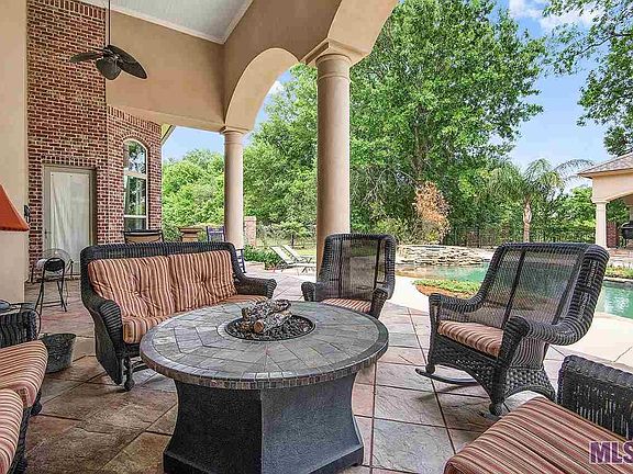 2nd image of 59155 Island Dr