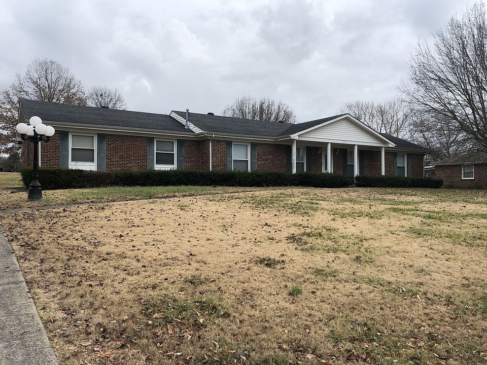 1st image of 317 Hampshire Dr