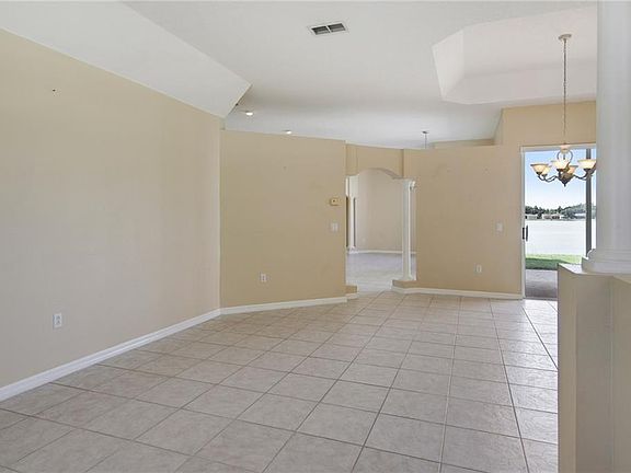 5th image of 11016 Lynn Lake Cir