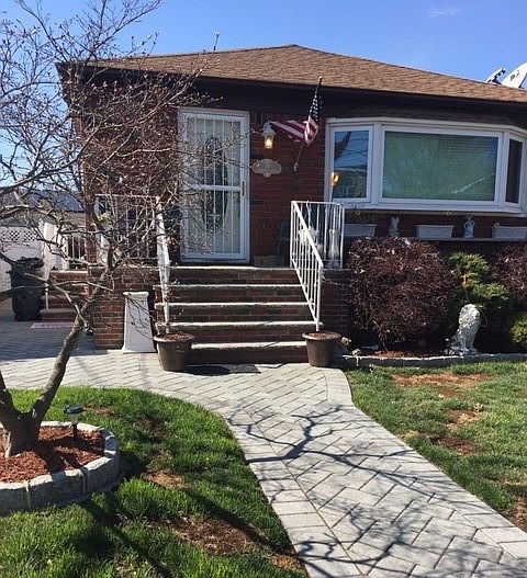 1st image of 79 Stafford Ave