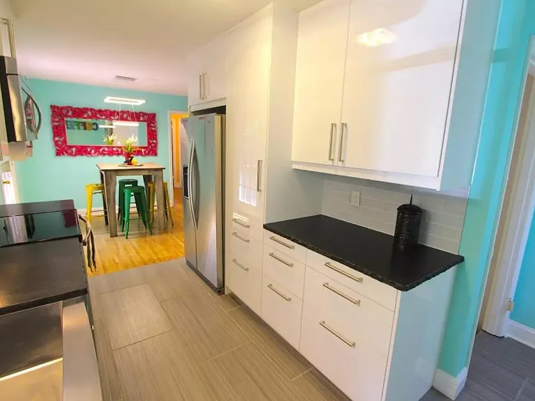 565 Whispering Hills Dr — Photo 17