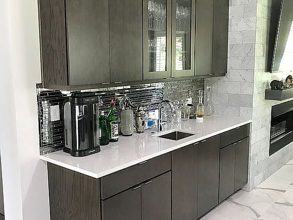 Wet Bar
