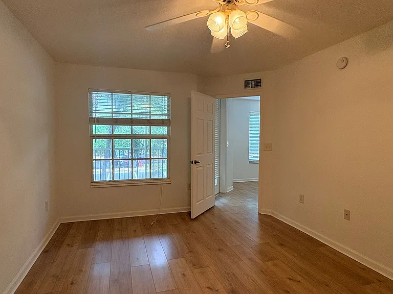 4127 Residence Dr #411 — Photo 11