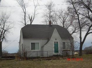 633 Pennell Rd, Imlay City, MI 48444