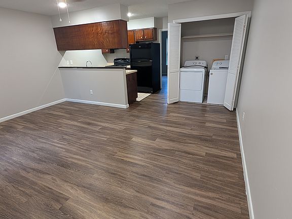 5th image of 1656 W Matthews Ave Unit 3