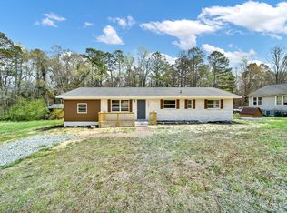 207 Pinkney Rd, Dallas, NC 28034