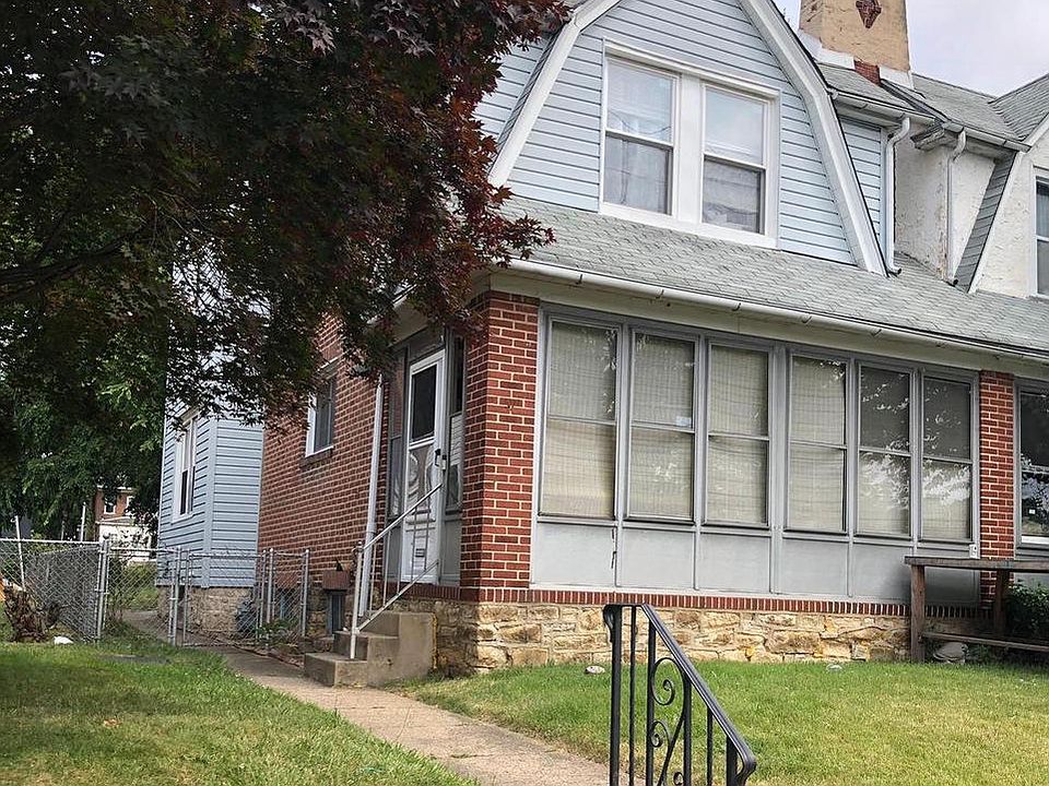 1st image of 726 E 18th St