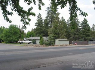 554 SE 5th St, Bend, OR 97702