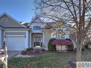 19 Kingston Ct, Monroe Township, NJ 08831