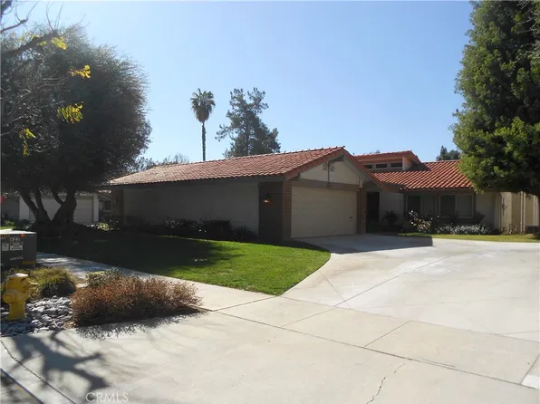 622 Via Zapata, Riverside, CA 92507