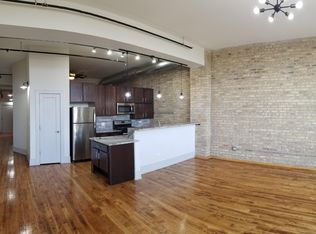 1430 W 21st St #207, Chicago, IL 60608