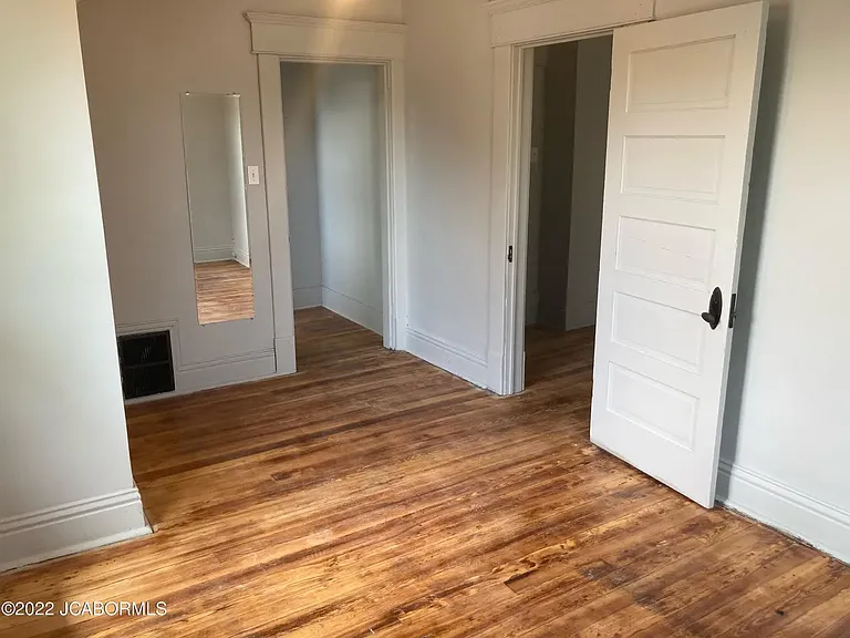 607 S High St #5 — Photo 7