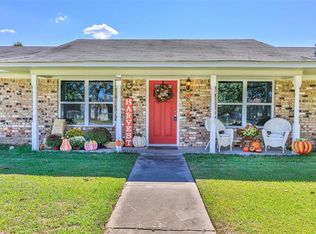 218 Randy St, Whitesboro, TX 76273