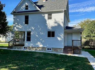 206 N Shabbona Rd, Shabbona, IL 60550