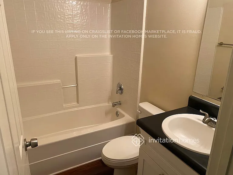 2420 Laura Dr — Photo 12