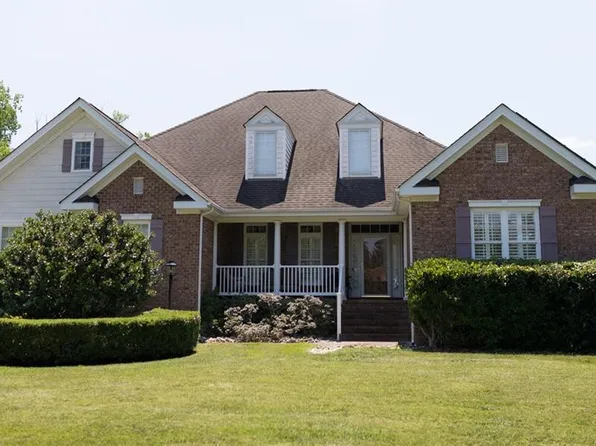 1864 Mayberry Dr, Virginia Beach, VA 23456