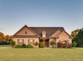 212 Dupont Ct, McDonough, GA 30252