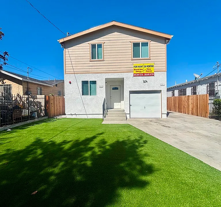 223 W 106th St