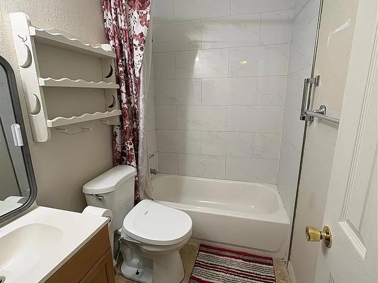 1822 Park Oak Dr — Photo 4