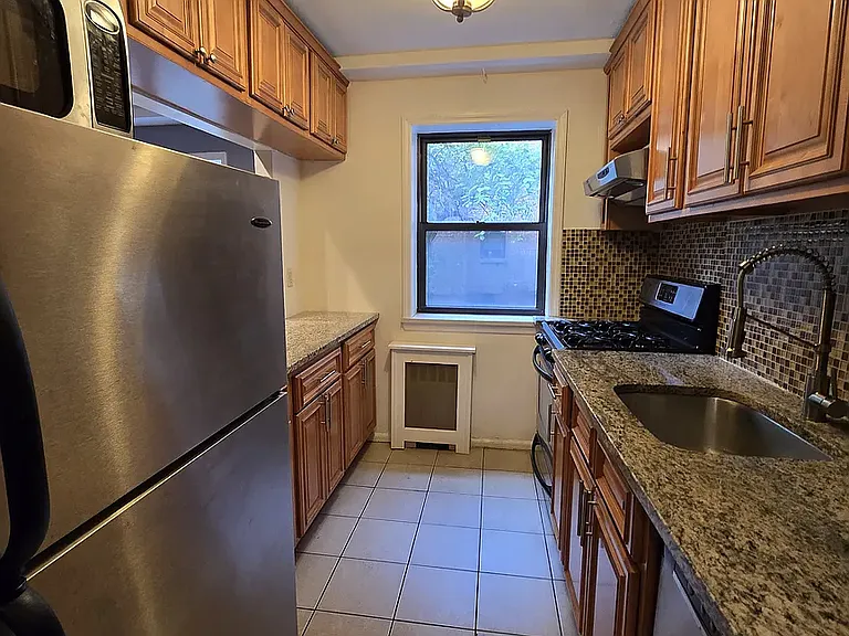 2514 31st Ave #1 — Photo 3