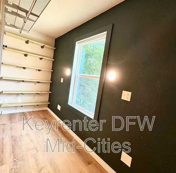 2703 Downing Ave — Photo 11