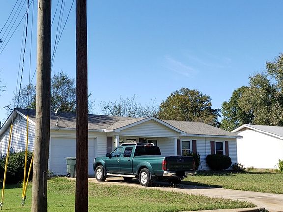 3rd image of 14020 Glenview Dr SW
