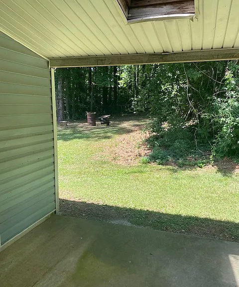 145 Belle Dr — Photo 3