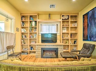 202 Manso Ave, Las Cruces, NM 88005