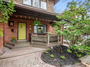 71 Glenmount Park Rd, Toronto, ON M4E 2N1
