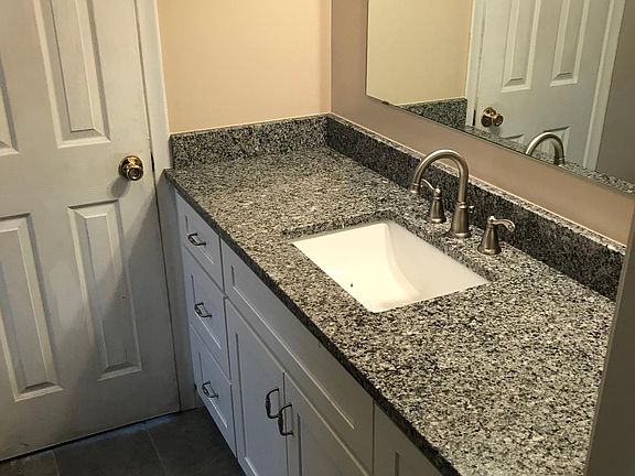 5th image of 8315 Capriola Ln