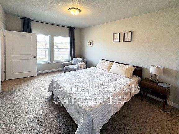 4th image of 6755 Carriage Meadows Dr