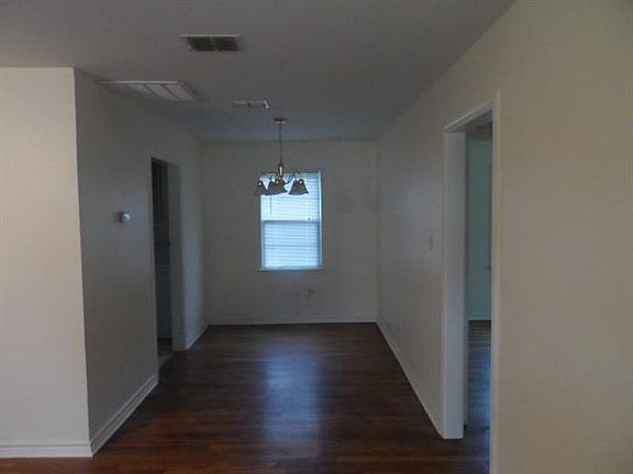 4th image of 905 E Ross St