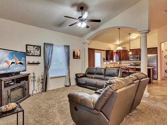 5th image of 3761 Loma Brisa Dr