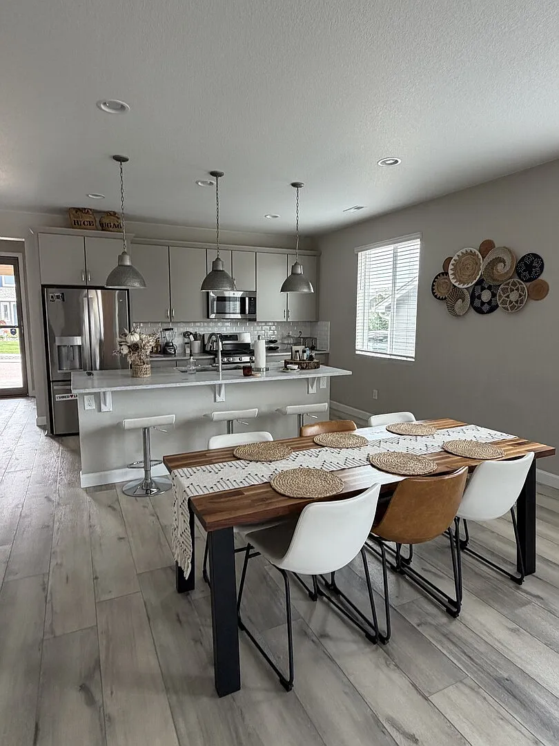 Beautiful 3BR plus studio room house — Photo 1