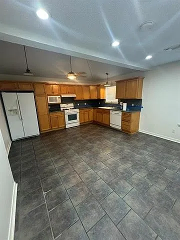 2108 Diana St #A — Photo 4