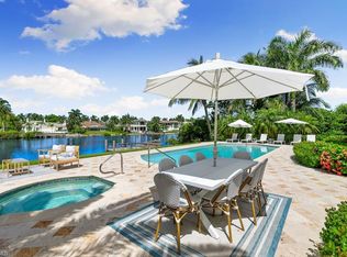 1060 Galleon Dr, Naples, FL 34102
