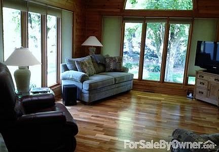 1st image of 2546 Gast Dr