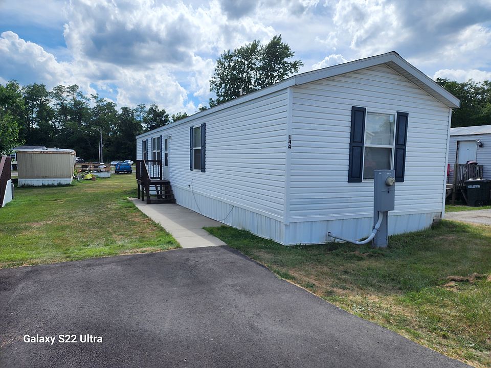 1st image of 144 Dove Dr #144