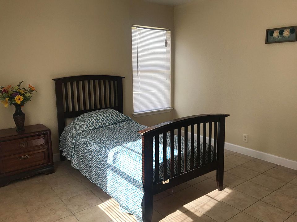 4365 S 4th St APT 35 Beaumont TX 77705 Zillow