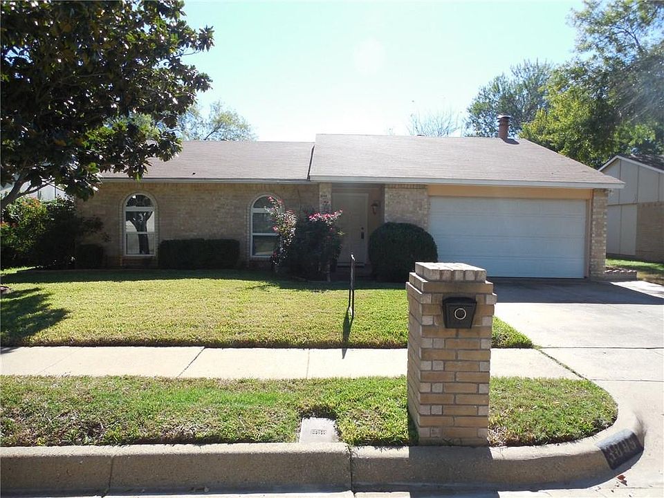 1st image of 3805 Bridalwreath Dr