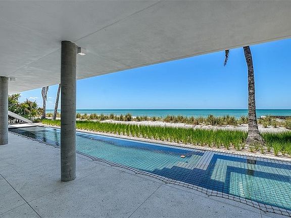 3rd image of 6603 Gulfside Rd