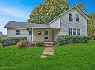 17 Tompkinsville Rd, Scott Township, PA 18433