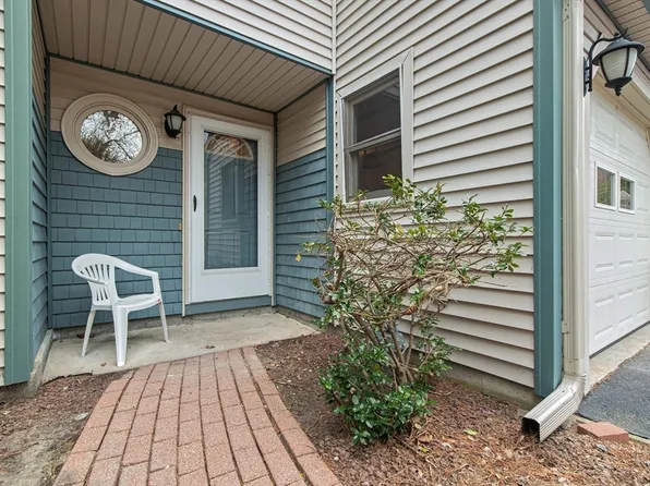 94 Crystal Brook Way Unit A, Marlborough, MA 01752