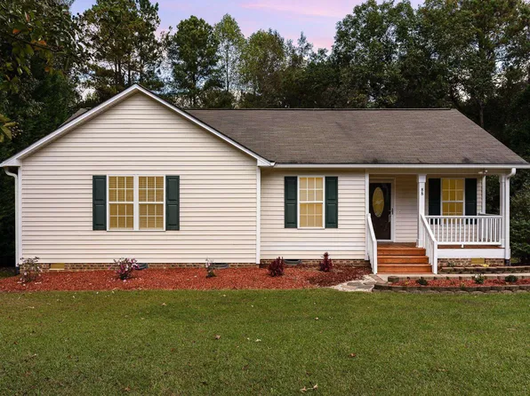 88 Blaze Ct, Benson, NC 27504