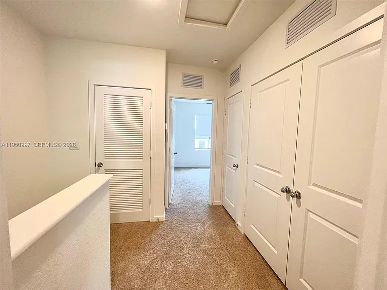 429 NE 12th St #0 — Photo 12