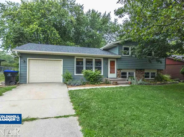 123 S Sesame St, Bloomington, IL 61704