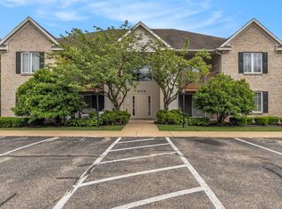 3170 W Crystal Waters Dr UNIT 6, Holland, MI 49424