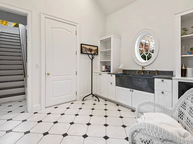 117 Toylsome Ln — Photo 10